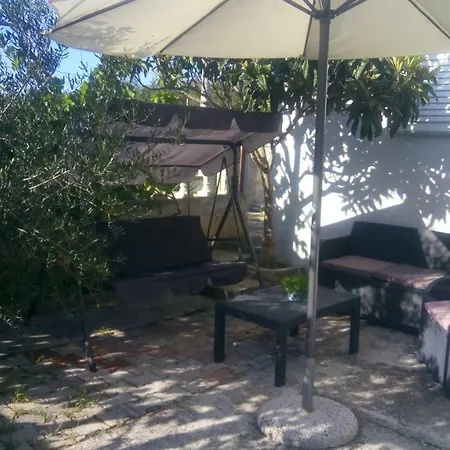Apartman Bruna * Petrcane